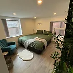 Williamson Suites - Apartment 1